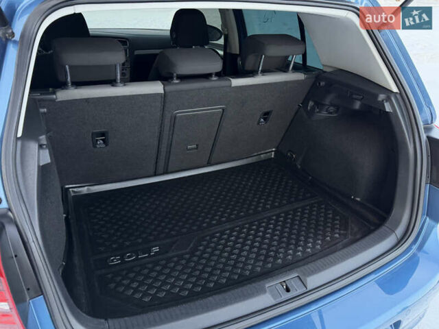 Синий Фольксваген e-Golf, объемом двигателя 0 л и пробегом 146 тыс. км за 7900 $, фото 18 на Automoto.ua