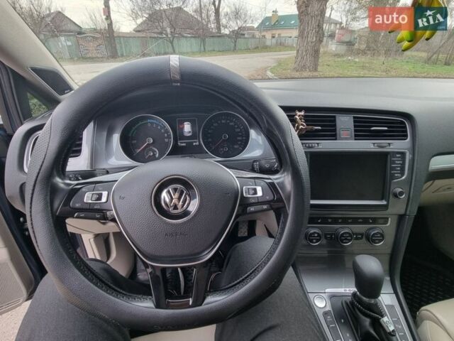 Синій Фольксваген e-Golf, об'ємом двигуна 0 л та пробігом 170 тис. км за 10500 $, фото 15 на Automoto.ua