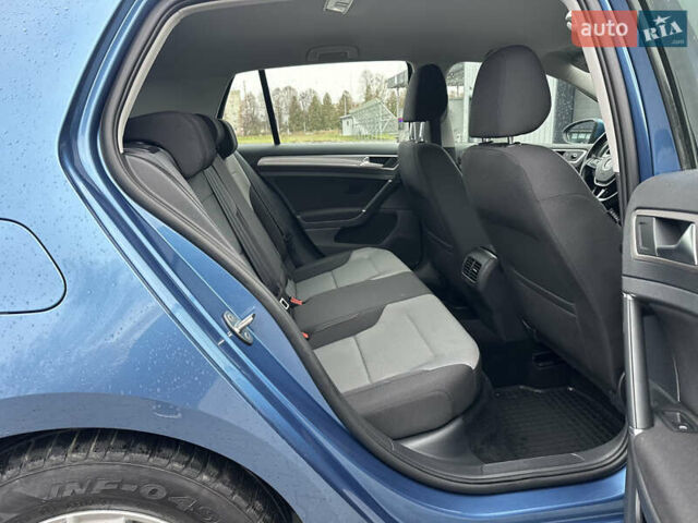 Синий Фольксваген e-Golf, объемом двигателя 0 л и пробегом 168 тыс. км за 7350 $, фото 91 на Automoto.ua