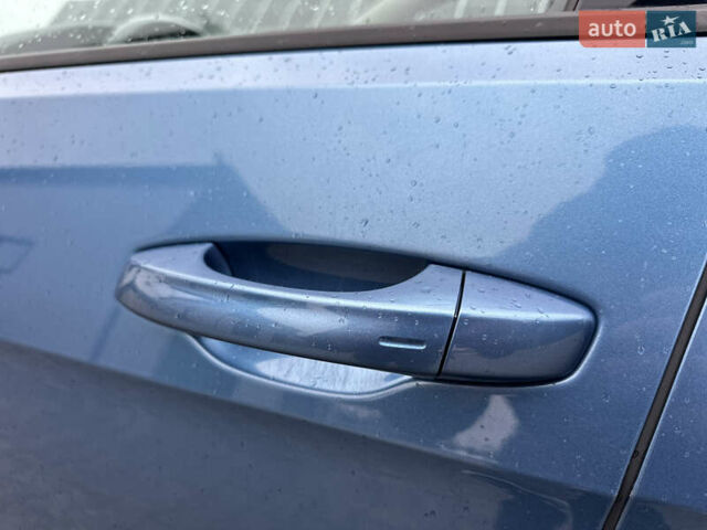 Синий Фольксваген e-Golf, объемом двигателя 0 л и пробегом 168 тыс. км за 7350 $, фото 35 на Automoto.ua