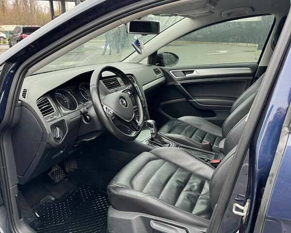 Синий Фольксваген e-Golf, объемом двигателя 0 л и пробегом 92 тыс. км за 9500 $, фото 12 на Automoto.ua