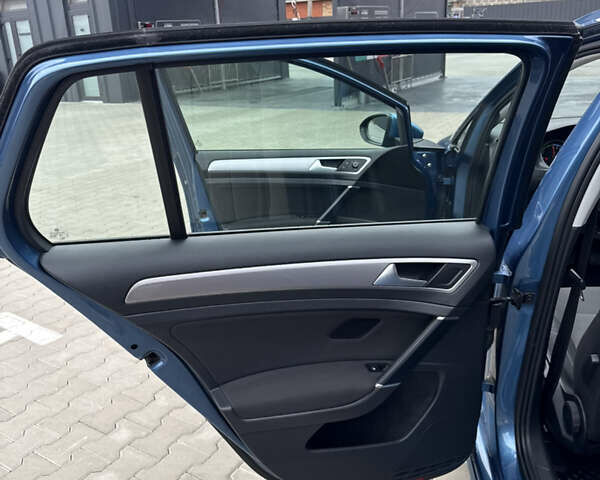 Синій Фольксваген e-Golf, об'ємом двигуна 0 л та пробігом 105 тис. км за 8000 $, фото 46 на Automoto.ua