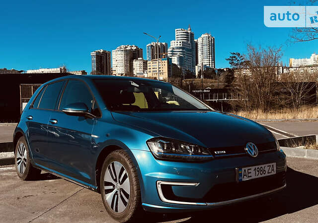 Синий Фольксваген e-Golf, объемом двигателя 0 л и пробегом 143 тыс. км за 11999 $, фото 33 на Automoto.ua