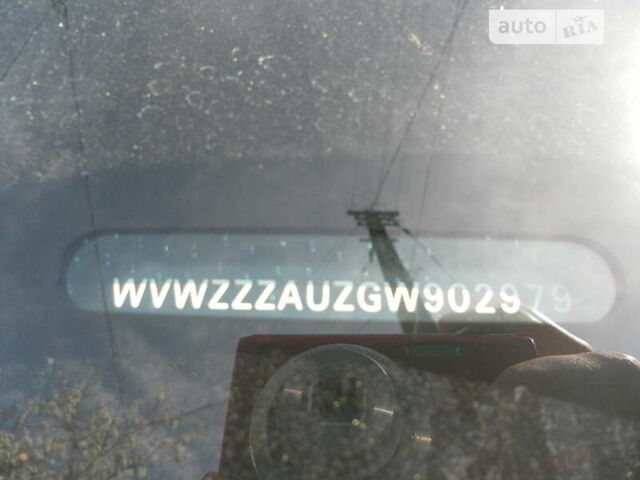 Синий Фольксваген e-Golf, объемом двигателя 0 л и пробегом 88 тыс. км за 9950 $, фото 5 на Automoto.ua