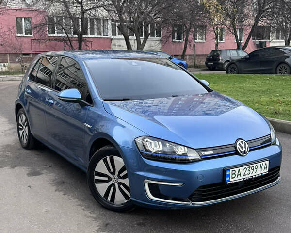 Синий Фольксваген e-Golf, объемом двигателя 0 л и пробегом 99 тыс. км за 9500 $, фото 4 на Automoto.ua