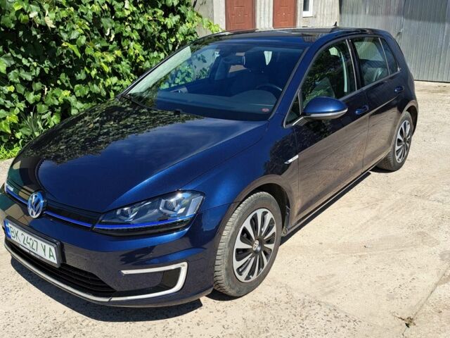 Синий Фольксваген e-Golf, объемом двигателя 0 л и пробегом 63 тыс. км за 11000 $, фото 8 на Automoto.ua
