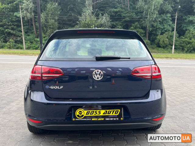 Синий Фольксваген e-Golf, объемом двигателя 24 л и пробегом 117 тыс. км за 9500 $, фото 2 на Automoto.ua