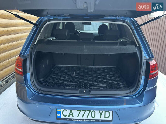Синій Фольксваген e-Golf, об'ємом двигуна 0 л та пробігом 164 тис. км за 9400 $, фото 5 на Automoto.ua