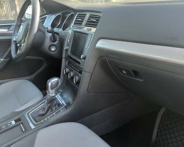 Синій Фольксваген e-Golf, об'ємом двигуна 0 л та пробігом 88 тис. км за 9750 $, фото 43 на Automoto.ua