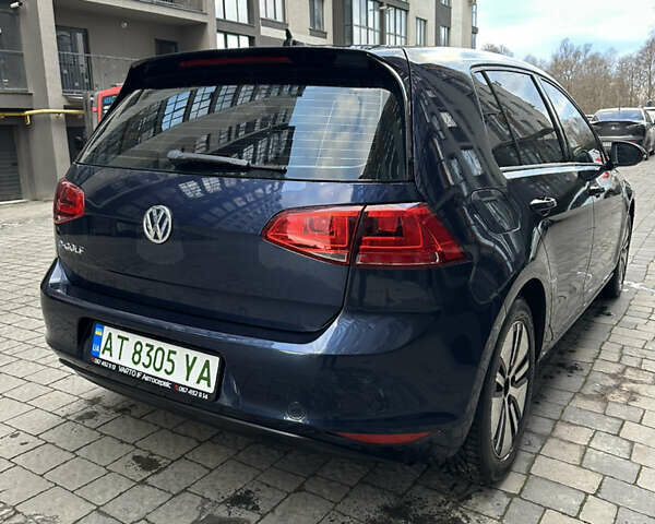 Синий Фольксваген e-Golf, объемом двигателя 0 л и пробегом 111 тыс. км за 8200 $, фото 9 на Automoto.ua