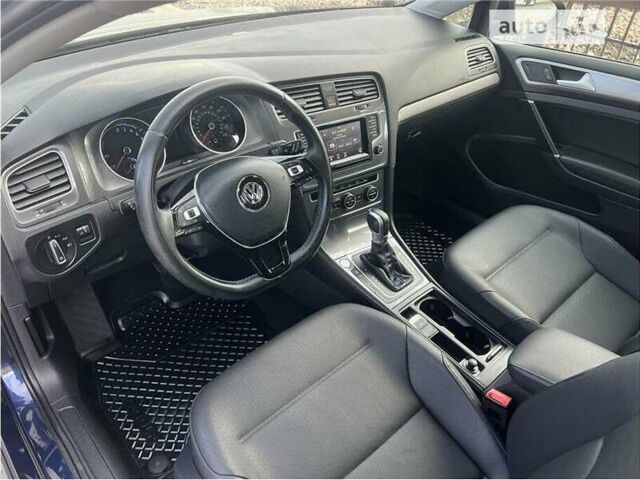 Синий Фольксваген e-Golf, объемом двигателя 0 л и пробегом 81 тыс. км за 2900 $, фото 8 на Automoto.ua