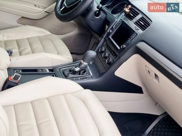 Синій Фольксваген e-Golf, об'ємом двигуна 0 л та пробігом 170 тис. км за 10500 $, фото 17 на Automoto.ua