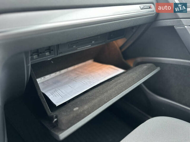 Синій Фольксваген e-Golf, об'ємом двигуна 0 л та пробігом 168 тис. км за 6999 $, фото 70 на Automoto.ua