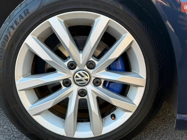 Синий Фольксваген e-Golf, объемом двигателя 0 л и пробегом 185 тыс. км за 10500 $, фото 14 на Automoto.ua