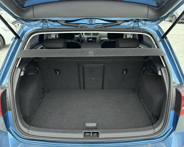 Синий Фольксваген e-Golf, объемом двигателя 0 л и пробегом 71 тыс. км за 8200 $, фото 22 на Automoto.ua