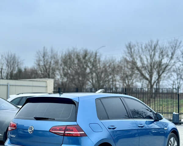 Синий Фольксваген e-Golf, объемом двигателя 0 л и пробегом 71 тыс. км за 8200 $, фото 17 на Automoto.ua