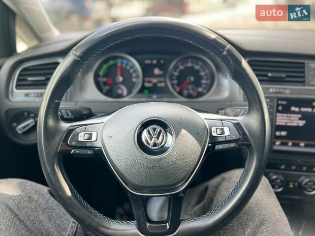 Синій Фольксваген e-Golf, об'ємом двигуна 0 л та пробігом 128 тис. км за 8399 $, фото 50 на Automoto.ua