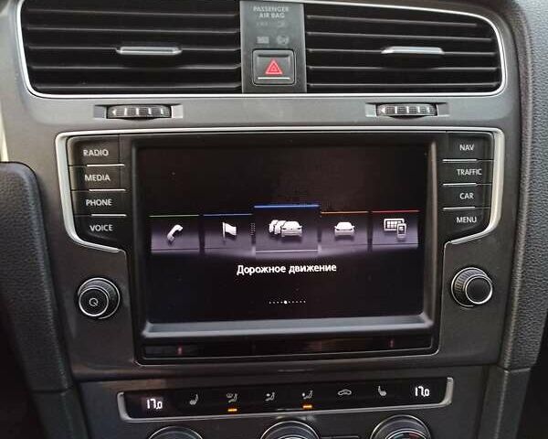 Синій Фольксваген e-Golf, об'ємом двигуна 0 л та пробігом 88 тис. км за 9750 $, фото 57 на Automoto.ua