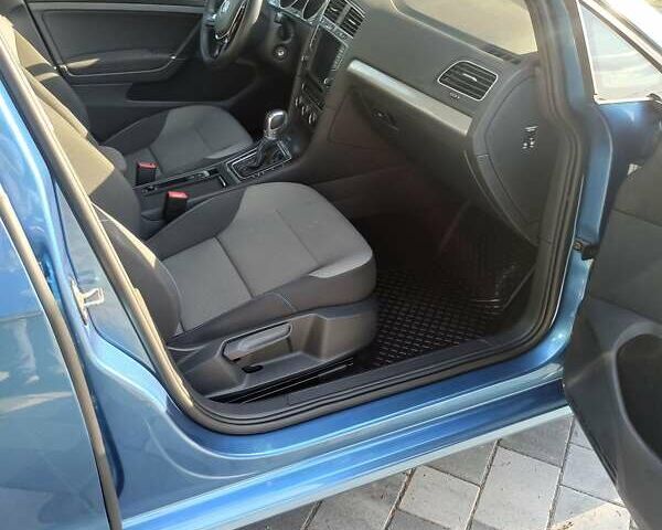 Синій Фольксваген e-Golf, об'ємом двигуна 0 л та пробігом 88 тис. км за 9750 $, фото 41 на Automoto.ua
