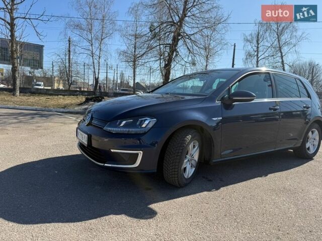 Синий Фольксваген e-Golf, объемом двигателя 0 л и пробегом 62 тыс. км за 9700 $, фото 26 на Automoto.ua