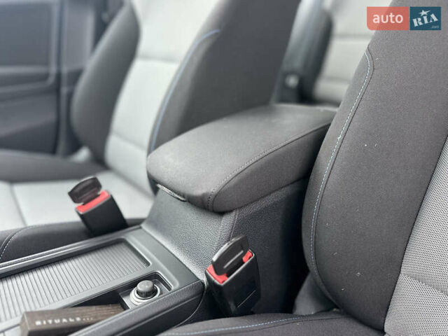 Синій Фольксваген e-Golf, об'ємом двигуна 0 л та пробігом 168 тис. км за 6999 $, фото 57 на Automoto.ua