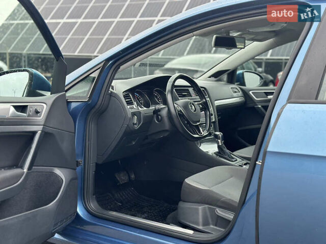 Синий Фольксваген e-Golf, объемом двигателя 0 л и пробегом 168 тыс. км за 7350 $, фото 71 на Automoto.ua