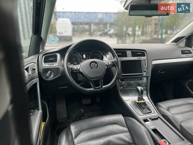 Синий Фольксваген e-Golf, объемом двигателя 0 л и пробегом 114 тыс. км за 8750 $, фото 7 на Automoto.ua