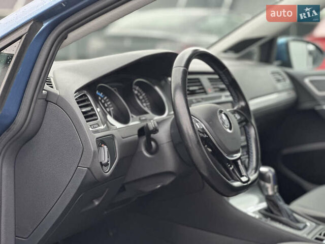 Синій Фольксваген e-Golf, об'ємом двигуна 0 л та пробігом 168 тис. км за 6999 $, фото 72 на Automoto.ua