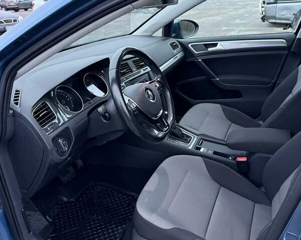 Синій Фольксваген e-Golf, об'ємом двигуна 0 л та пробігом 139 тис. км за 9999 $, фото 21 на Automoto.ua