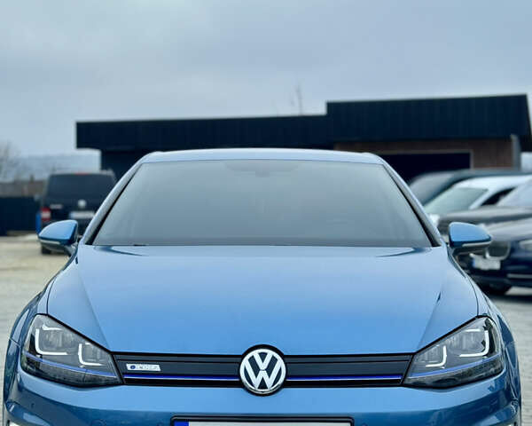 Синий Фольксваген e-Golf, объемом двигателя 0 л и пробегом 71 тыс. км за 8200 $, фото 5 на Automoto.ua