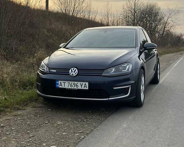Синий Фольксваген e-Golf, объемом двигателя 0 л и пробегом 106 тыс. км за 8900 $, фото 16 на Automoto.ua
