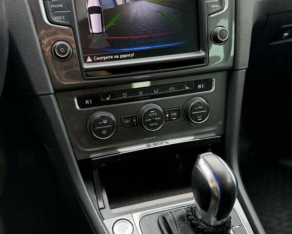 Синій Фольксваген e-Golf, об'ємом двигуна 0 л та пробігом 101 тис. км за 7500 $, фото 15 на Automoto.ua