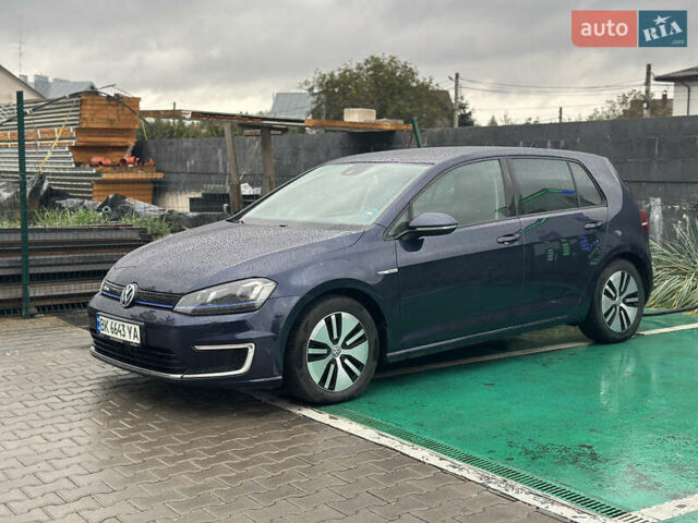 Синий Фольксваген e-Golf, объемом двигателя 0 л и пробегом 114 тыс. км за 8750 $, фото 2 на Automoto.ua