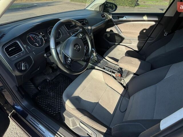 Синий Фольксваген e-Golf, объемом двигателя 0 л и пробегом 185 тыс. км за 10500 $, фото 10 на Automoto.ua