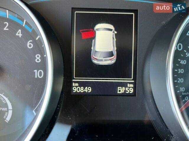 Синий Фольксваген e-Golf, объемом двигателя 0 л и пробегом 90 тыс. км за 8800 $, фото 12 на Automoto.ua