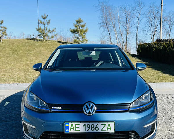 Синій Фольксваген e-Golf, об'ємом двигуна 0 л та пробігом 143 тис. км за 11999 $, фото 22 на Automoto.ua