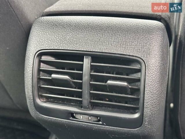 Синий Фольксваген e-Golf, объемом двигателя 0 л и пробегом 171 тыс. км за 7999 $, фото 23 на Automoto.ua