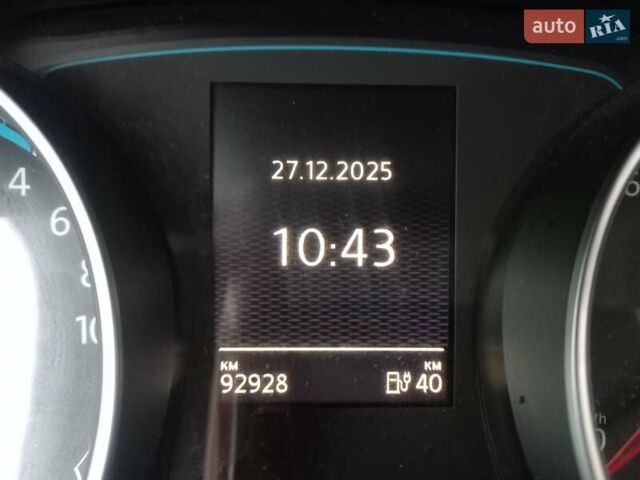 Синий Фольксваген e-Golf, объемом двигателя 0 л и пробегом 92 тыс. км за 7700 $, фото 7 на Automoto.ua