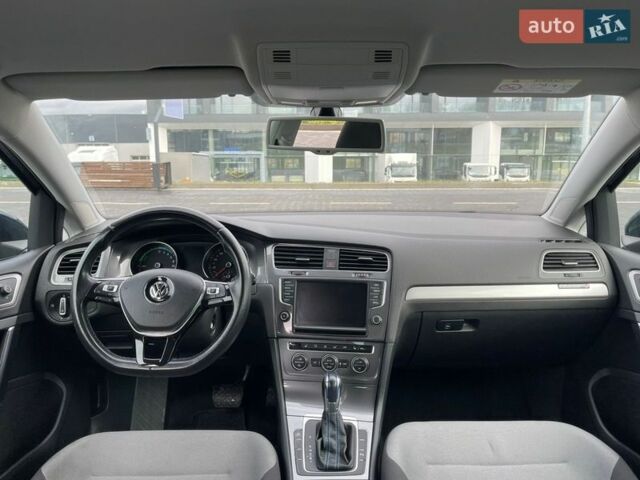 Синій Фольксваген e-Golf, об'ємом двигуна 0 л та пробігом 114 тис. км за 7100 $, фото 3 на Automoto.ua