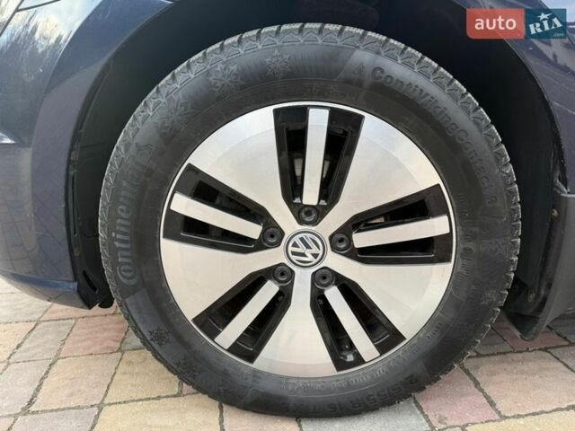 Синій Фольксваген e-Golf, об'ємом двигуна 0 л та пробігом 211 тис. км за 7999 $, фото 45 на Automoto.ua