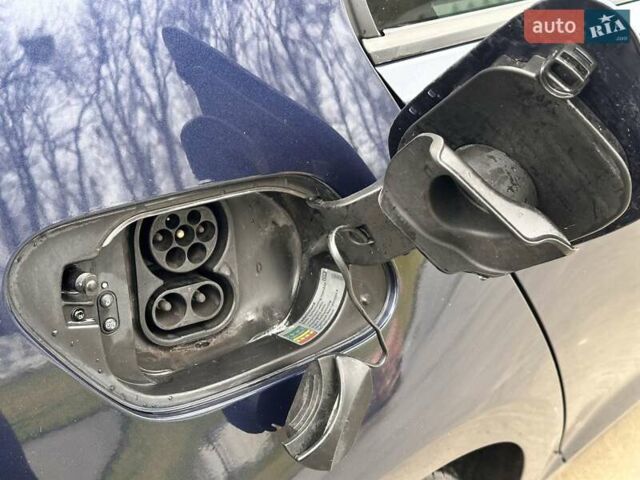 Синий Фольксваген e-Golf, объемом двигателя 0 л и пробегом 171 тыс. км за 7999 $, фото 12 на Automoto.ua