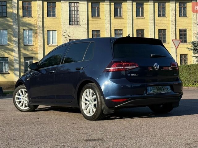 Синий Фольксваген e-Golf, объемом двигателя 0 л и пробегом 185 тыс. км за 10500 $, фото 7 на Automoto.ua