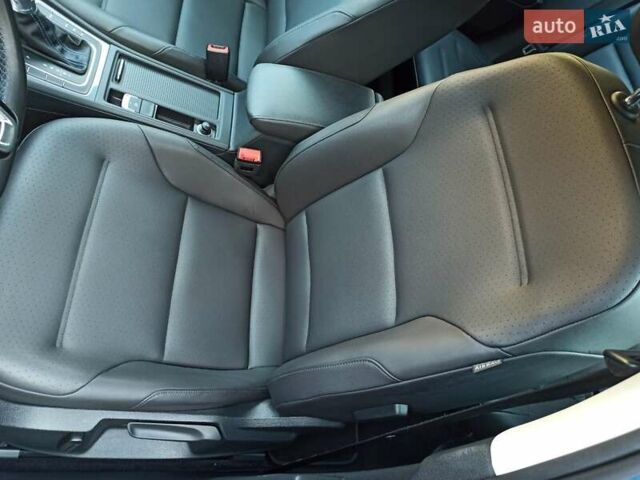 Синій Фольксваген e-Golf, об'ємом двигуна 0 л та пробігом 122 тис. км за 9300 $, фото 11 на Automoto.ua