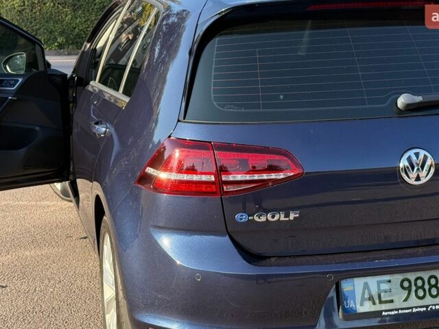 Синий Фольксваген e-Golf, объемом двигателя 0 л и пробегом 185 тыс. км за 10500 $, фото 16 на Automoto.ua
