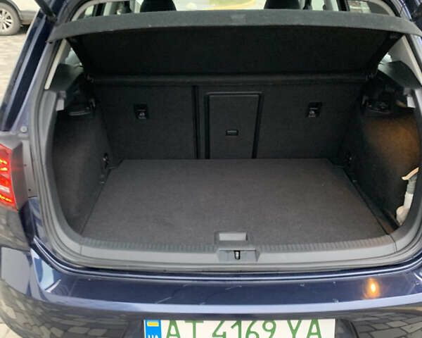 Синий Фольксваген e-Golf, объемом двигателя 0 л и пробегом 63 тыс. км за 9500 $, фото 19 на Automoto.ua