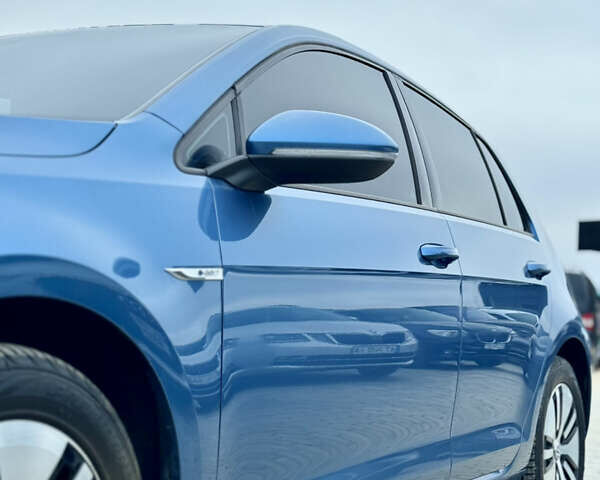 Синий Фольксваген e-Golf, объемом двигателя 0 л и пробегом 71 тыс. км за 8200 $, фото 10 на Automoto.ua