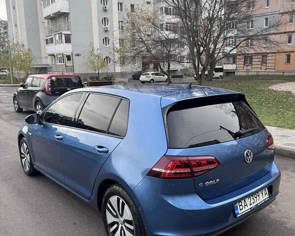 Синий Фольксваген e-Golf, объемом двигателя 0 л и пробегом 99 тыс. км за 9500 $, фото 14 на Automoto.ua