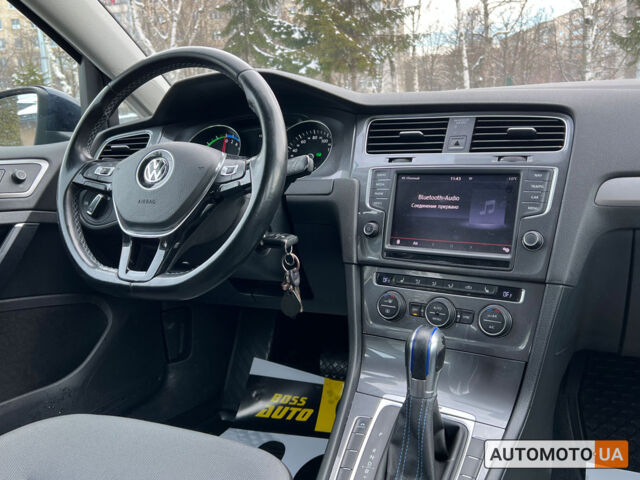 Синій Фольксваген e-Golf, об'ємом двигуна 24 л та пробігом 131 тис. км за 8900 $, фото 11 на Automoto.ua
