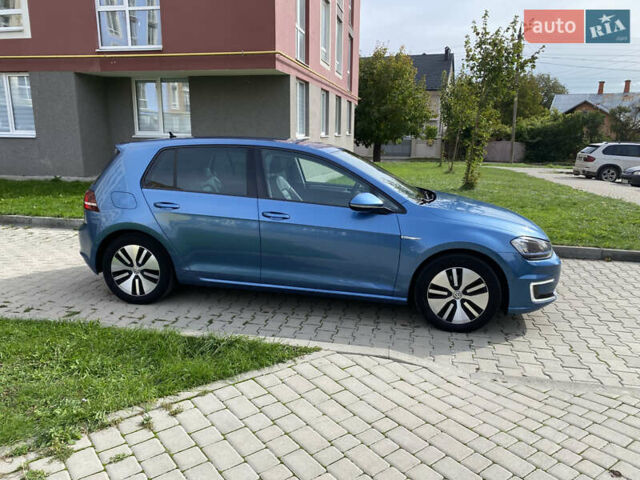 Синий Фольксваген e-Golf, объемом двигателя 0 л и пробегом 123 тыс. км за 9699 $, фото 1 на Automoto.ua