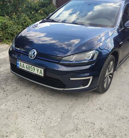 Синий Фольксваген e-Golf, объемом двигателя 0 л и пробегом 135 тыс. км за 9500 $, фото 4 на Automoto.ua